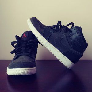 Air Jordan 1 Mid (Forrest Green)